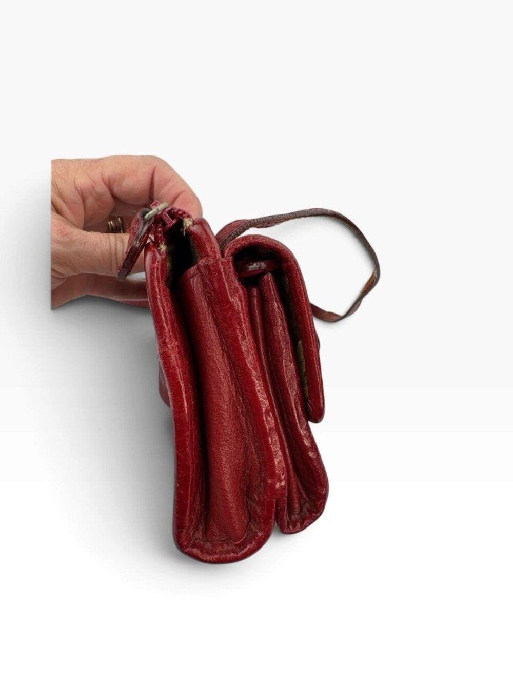 -Crossbody Wallet Purse Red Pebbled Leather Travel Festival Western Casual - Picture 4 of 12